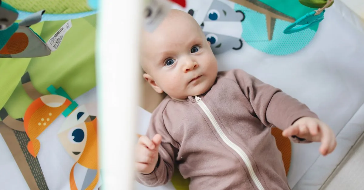 découvrez tout sur le monde du bébé : conseils, soins, alimentation et développement pour accompagner votre enfant dès ses premiers jours.